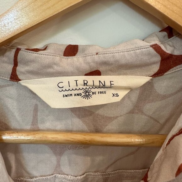 Citrine Short Sleeve Floral button down shirt - Picture 3 of 6